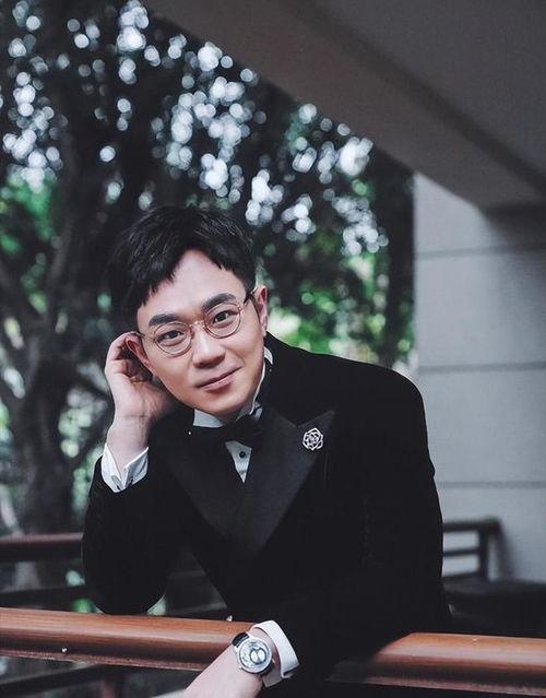 大鹏带你吃瓜,揭秘娱乐圈那些事儿