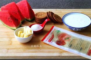 吃甜品不露脸的吃瓜,揭秘吃甜品不露脸的神秘吃瓜者