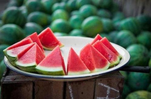 吃瓜神器西瓜,西瓜的甜蜜诱惑与营养秘密