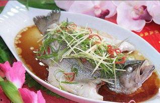 鲈鱼能和藕生瓜一起吃吗,健康搭配的饮食新选择